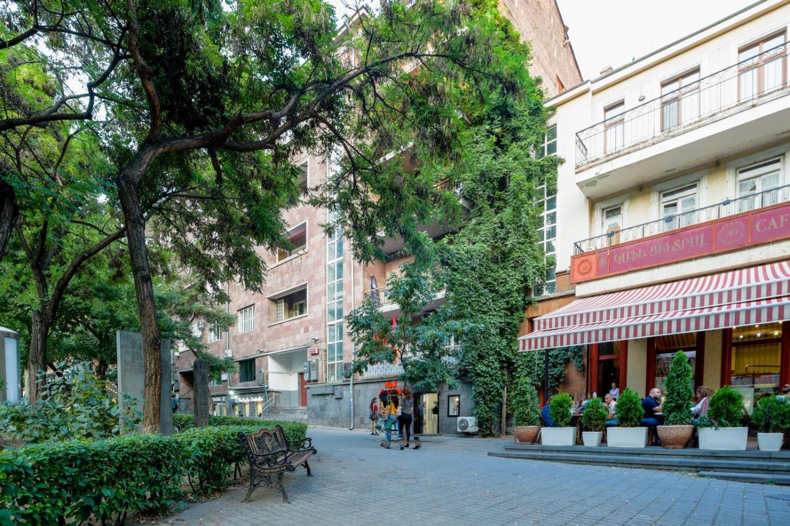Stay Inn-Apartments On Abovyan 32 Jerevan Eksteriør billede